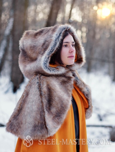 Medieval cloak with shoulder cape 