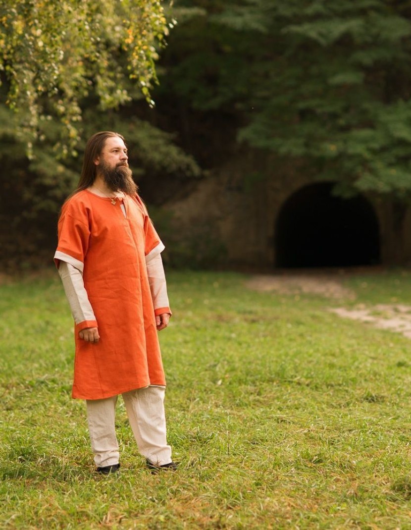 Tunic of medieval European man s suit. photo made by Steel-mastery.com