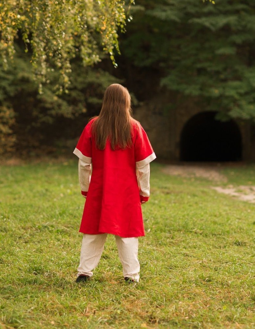 Tunic of medieval European man s suit. photo made by Steel-mastery.com
