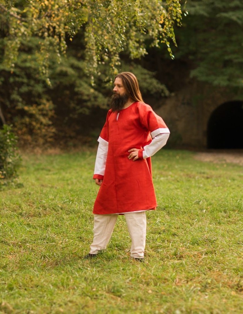 Tunic of medieval European man s suit. photo made by Steel-mastery.com