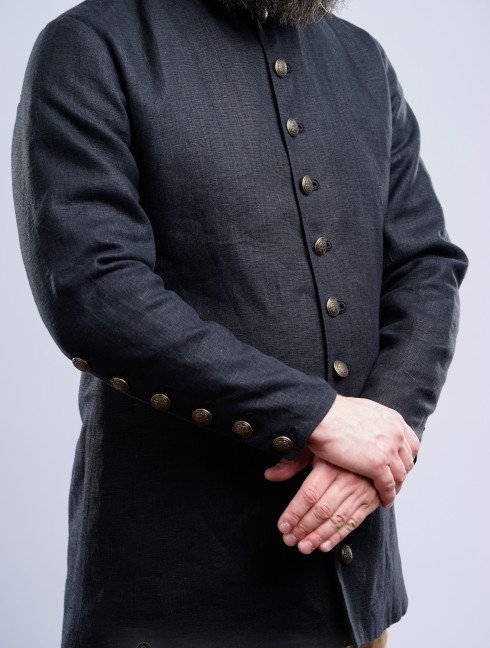 Medieval cotardie with stand-up collar