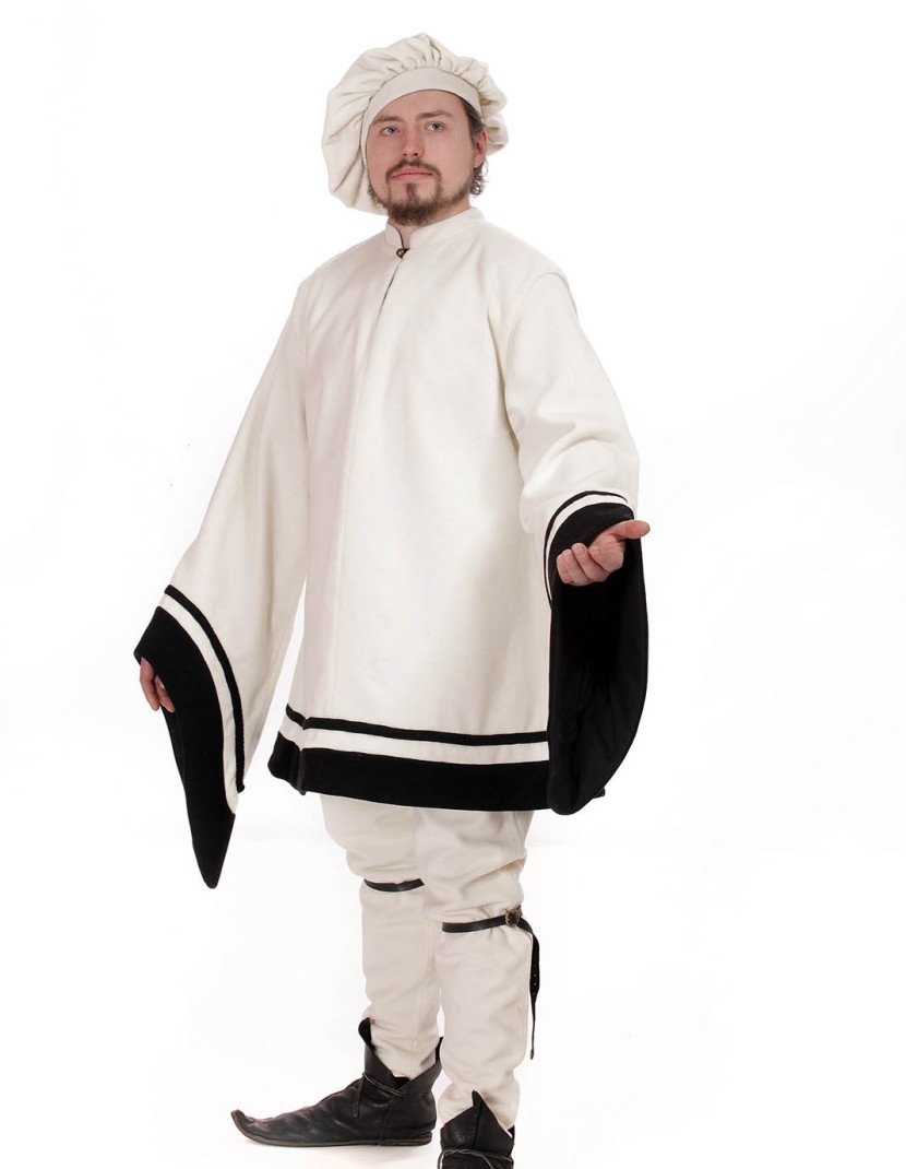 Costume of knight, XIV century photo made by Steel-mastery.com