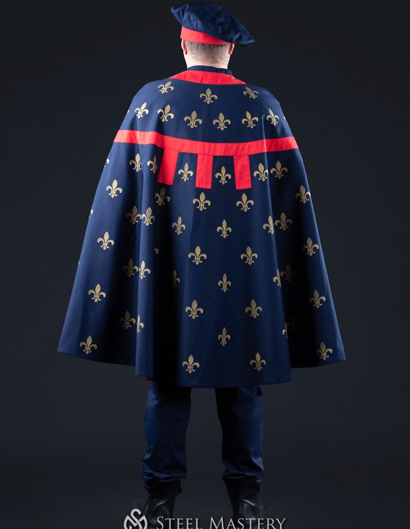 Costume of knight, XIV century photo made by Steel-mastery.com