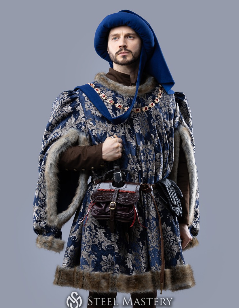 15th Century Houppelande – Burgundian Style photo made by Steel-mastery.com