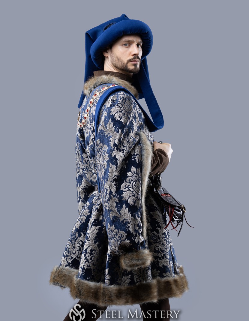 15th Century Houppelande – Burgundian Style photo made by Steel-mastery.com