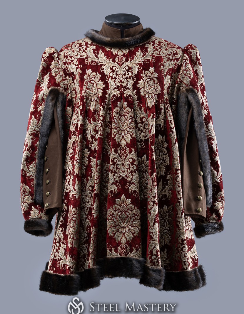 15th Century Houppelande – Burgundian Style photo made by Steel-mastery.com
