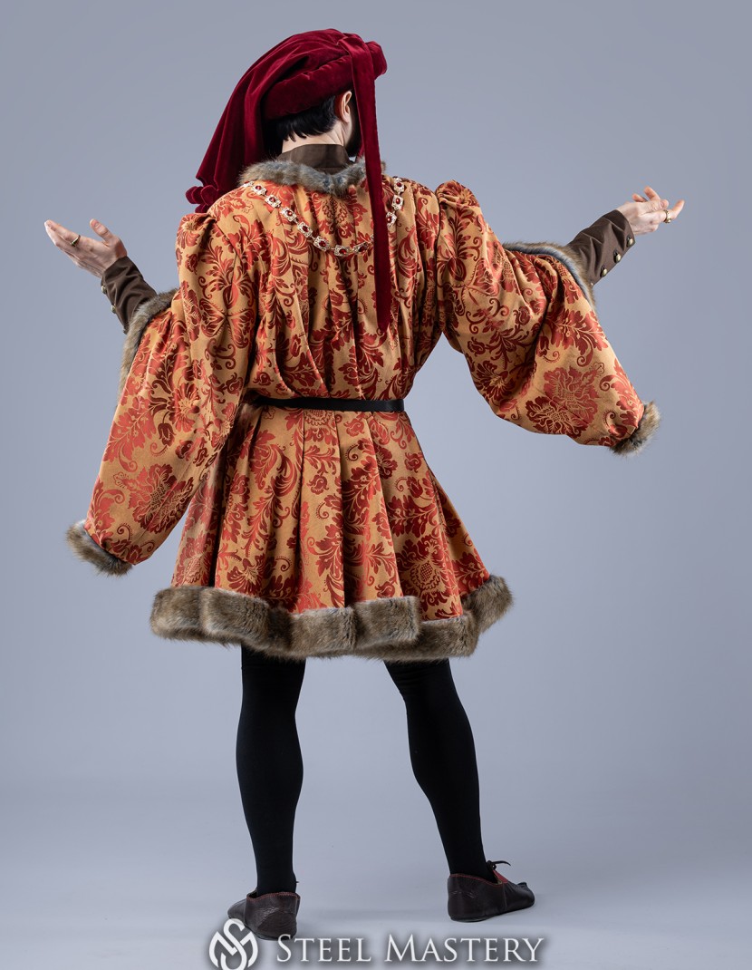 15th Century Houppelande – Burgundian Style photo made by Steel-mastery.com