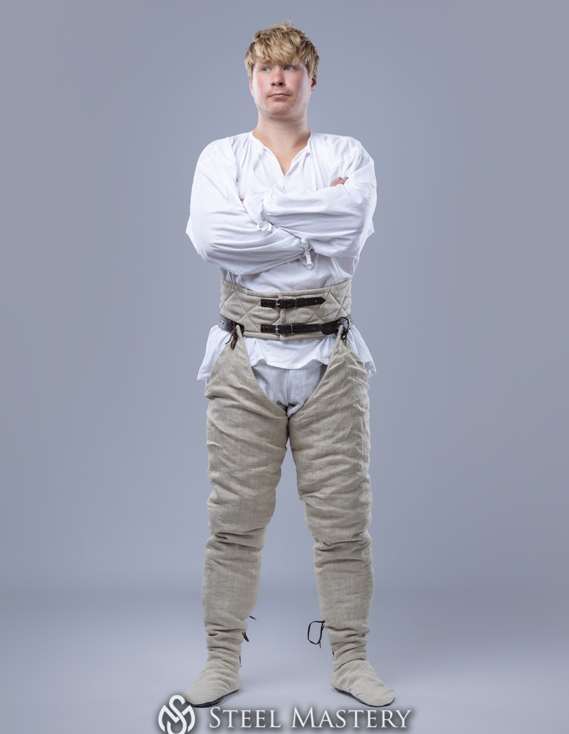 Long Padded Chausses — 13th Century photo made by Steel-mastery.com