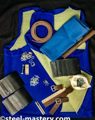 Do It Yourself Middle Ages brigandine with fastenings from the front 