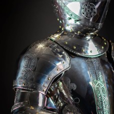 Manual for assembling of full-plate armor or transformation from terminator to the beauty:)