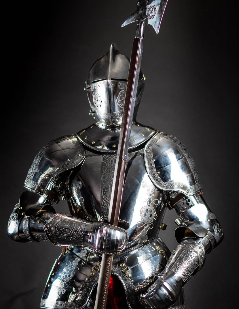 Full Plate Armor (Garniture) of George Clifford, Third Earl of Cumberland, end of XVI century (1590-1592)  photo made by Steel-mastery.com