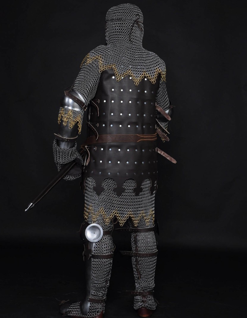 13 century European armour in colours of the English royal house photo made by Steel-mastery.com
