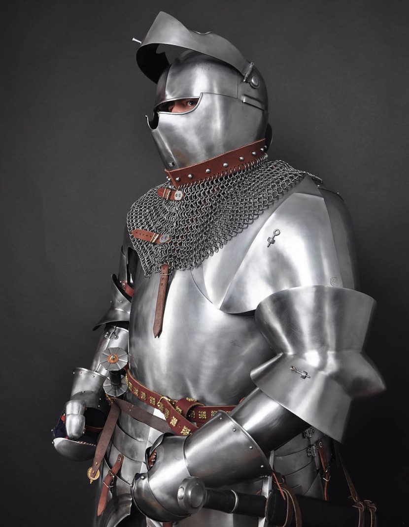 Full plate armor photo made by Steel-mastery.com