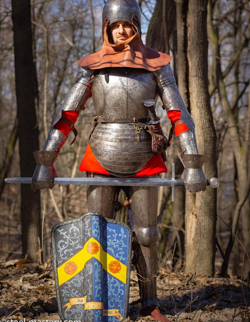 KNIGHT PLATE ARMOR OF XIV CENTURY photo made by Steel-mastery.com