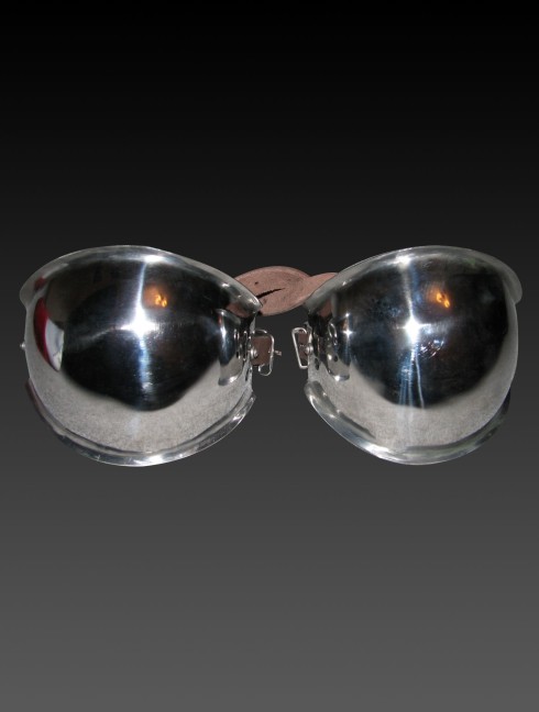 Steel elbow caps
