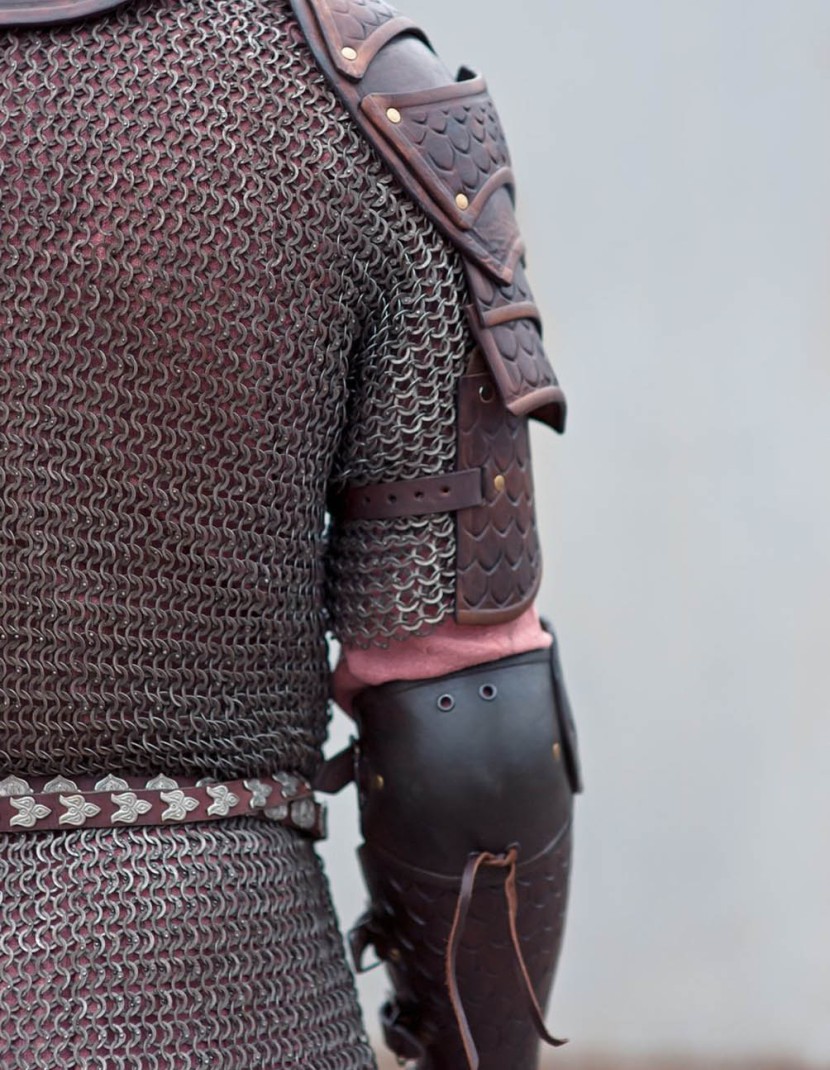 Leather bracers with elbow caps photo made by Steel-mastery.com