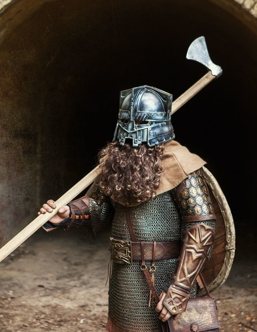 Bracers of Thorin Oakenshiled photo made by Steel-mastery.com