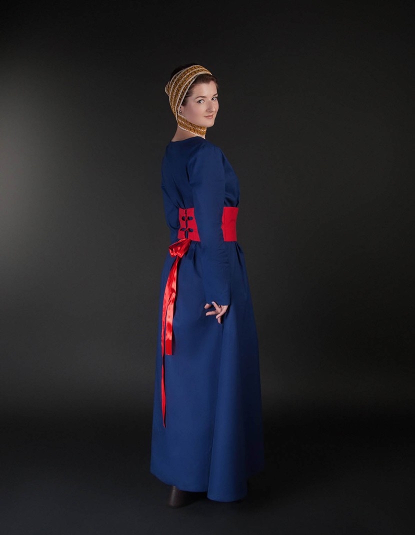 Medieval style dress with wide belt photo made by Steel-mastery.com