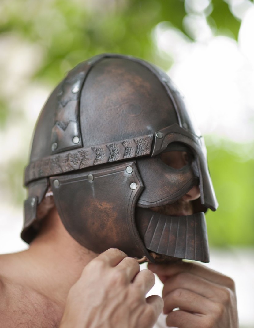 Helmet of Gladiator photo made by Steel-mastery.com