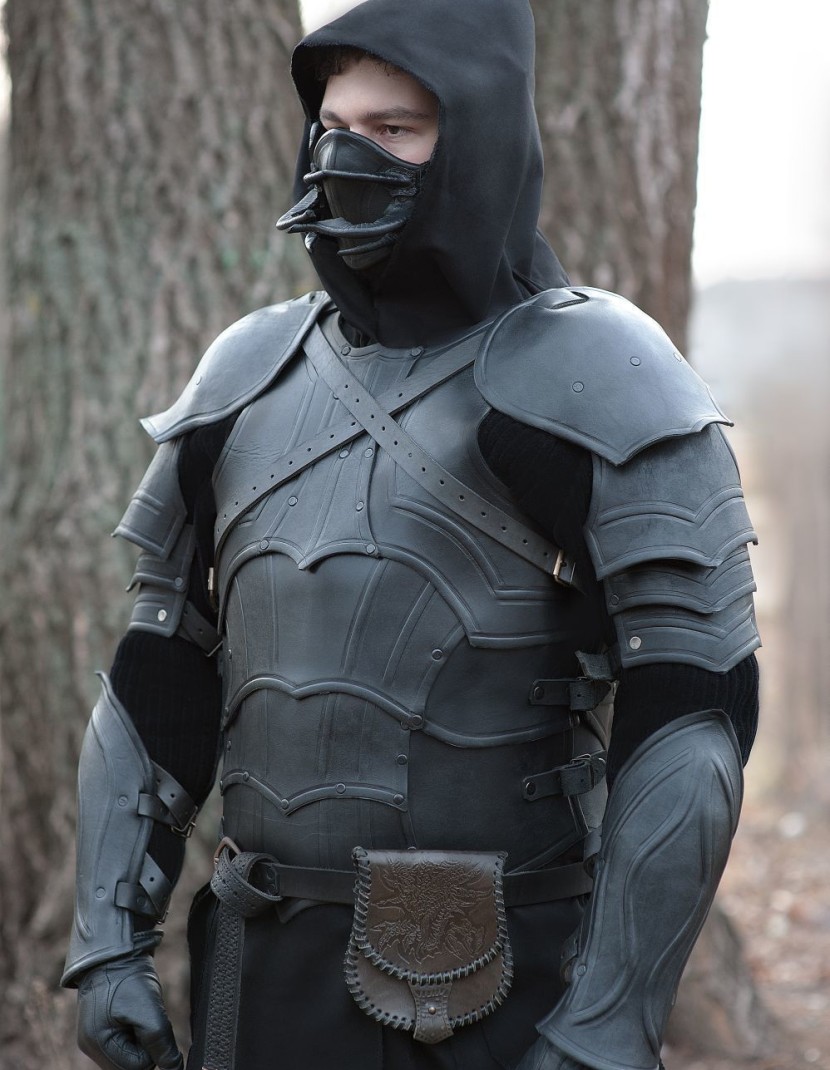 Leather mask, part of full LARP-armour photo made by Steel-mastery.com