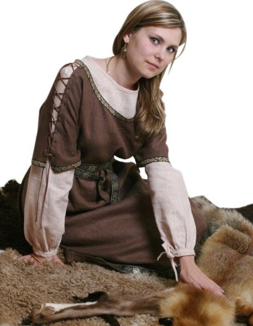 Dress "Scandinavian woman" photo made by Steel-mastery.com