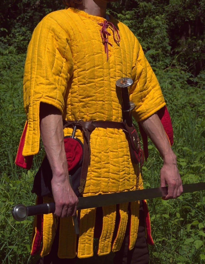 Gambeson with festoons XII-XIII centuries. photo made by Steel-mastery.com