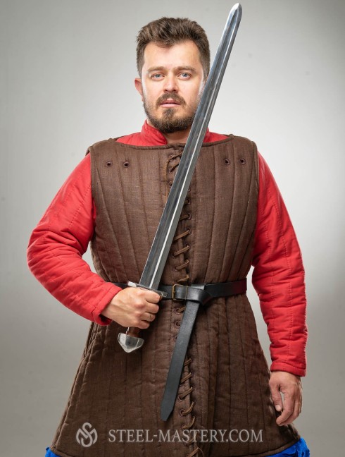 Sleeveless gambeson with festoons, XII-XIII centuries