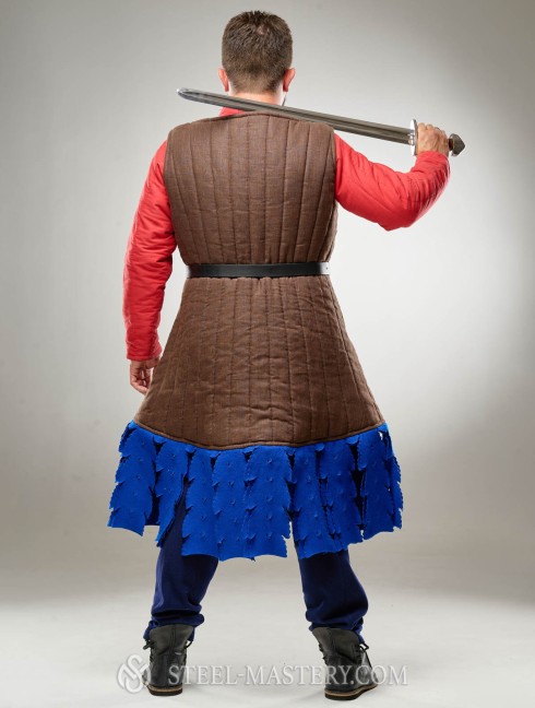 Sleeveless gambeson with festoons, XII-XIII centuries