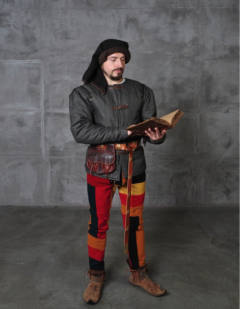 Medieval epoch doublet in Renaissance style photo made by Steel-mastery.com