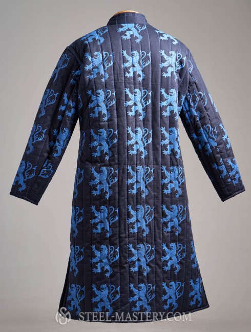 Long Knight gambeson of the XI-XV centuries