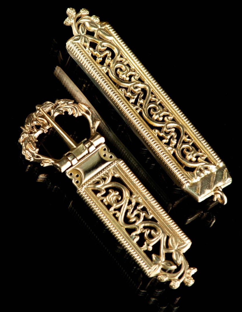 Medieval belt set, XV century photo made by Steel-mastery.com