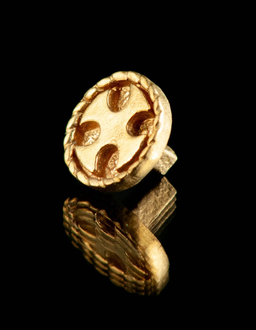 Medieval belt mount with cross, XV-XVI centuries (10 pcs) photo made by Steel-mastery.com