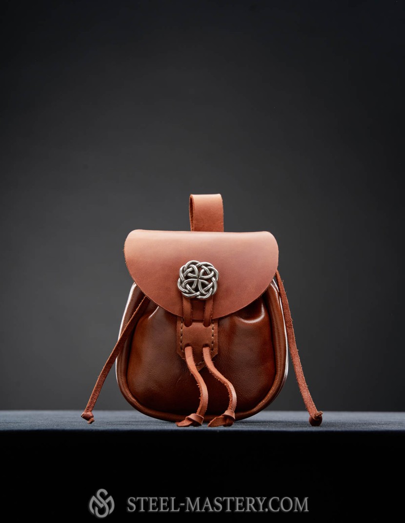 Leather pouch with brooch photo made by Steel-mastery.com