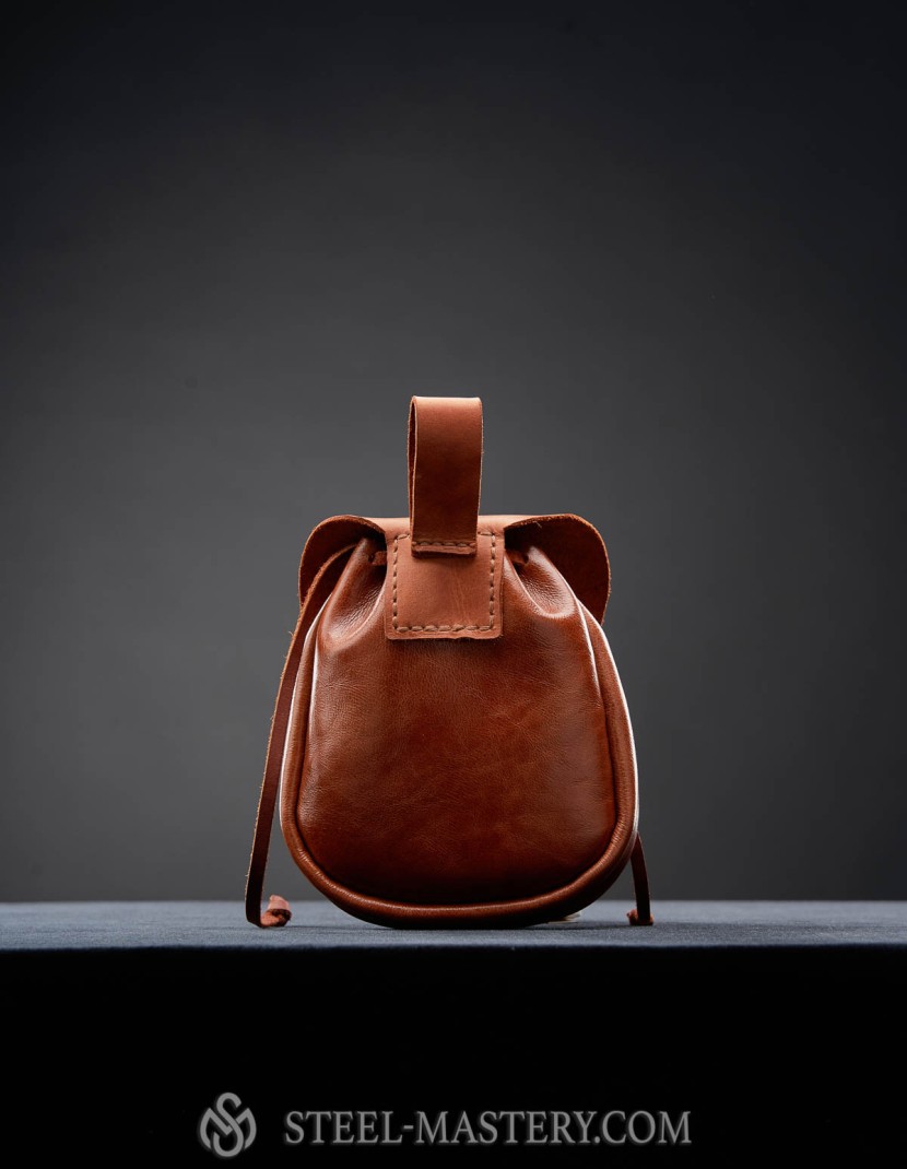 Leather pouch with brooch photo made by Steel-mastery.com