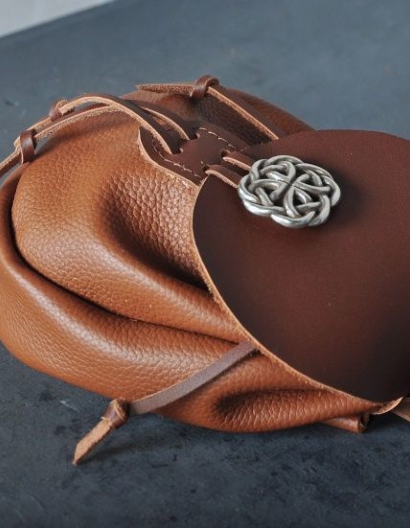 Leather pouch with brooch photo made by Steel-mastery.com