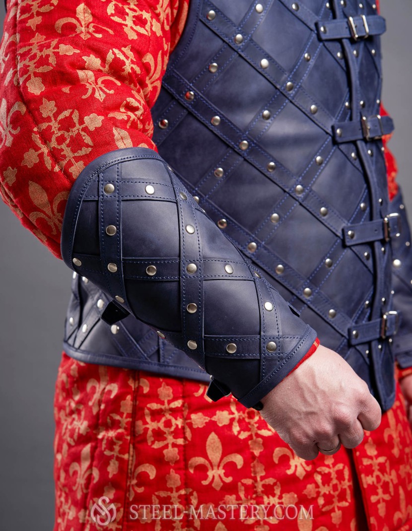 Leather bracers with diamond pattern  photo made by Steel-mastery.com