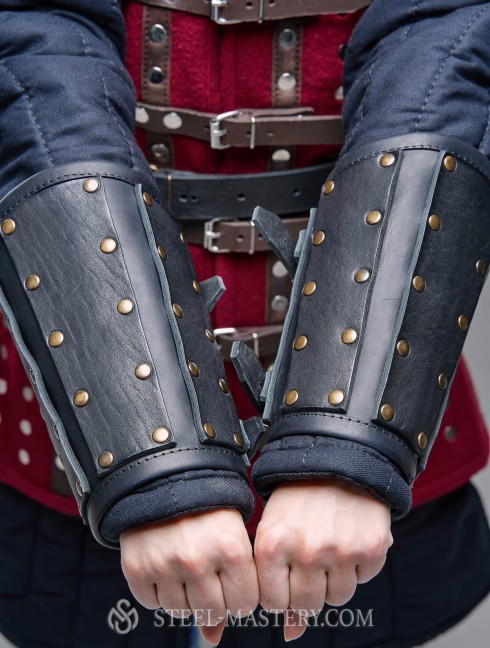 Leather bracers with diamond pattern 