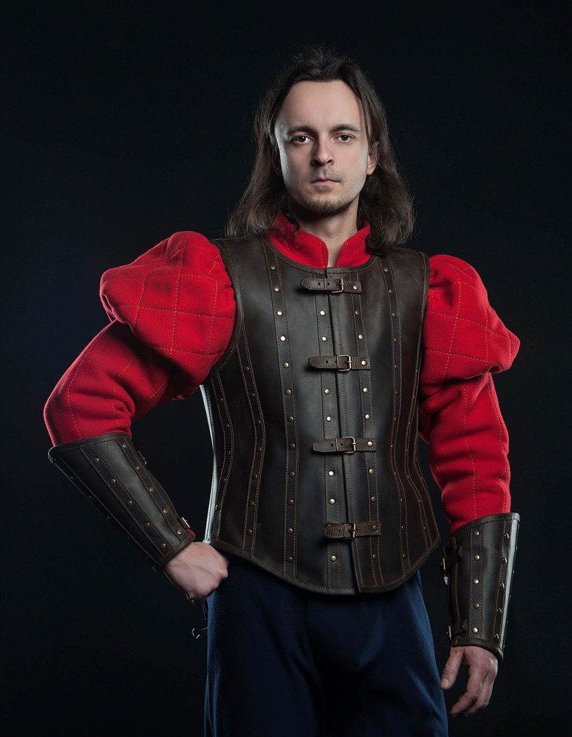 Leather bracers in Renaissance style photo made by Steel-mastery.com