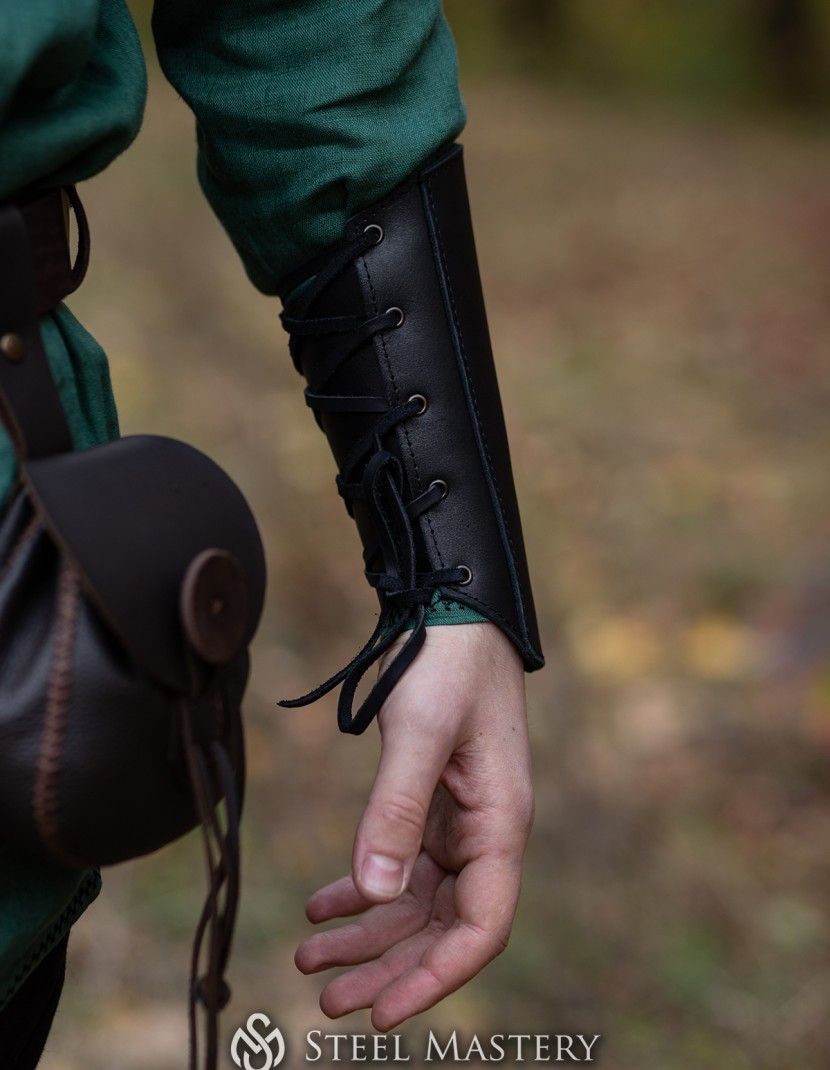 Bracers of the Forest Guardian photo made by Steel-mastery.com