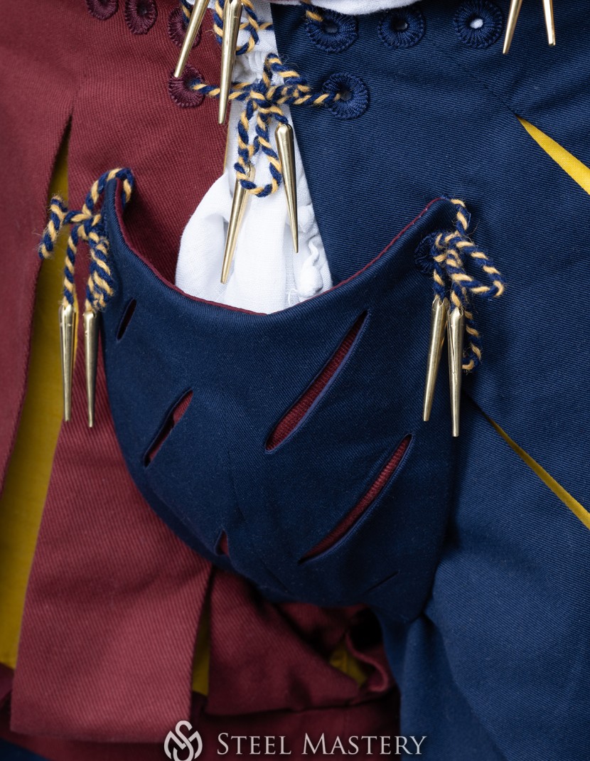 Medieval costume of landsknecht, XVI century photo made by Steel-mastery.com