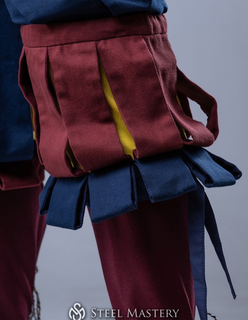 Medieval costume of landsknecht, XVI century photo made by Steel-mastery.com