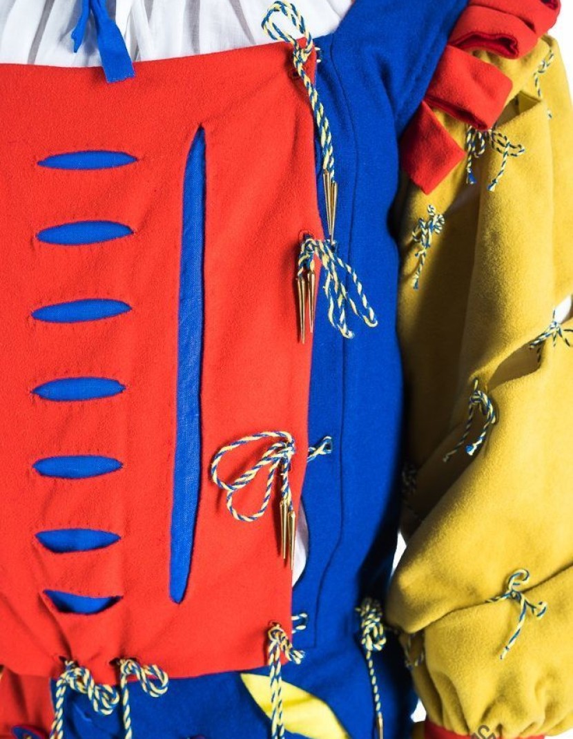 Medieval costume of landsknecht, XVI century photo made by Steel-mastery.com