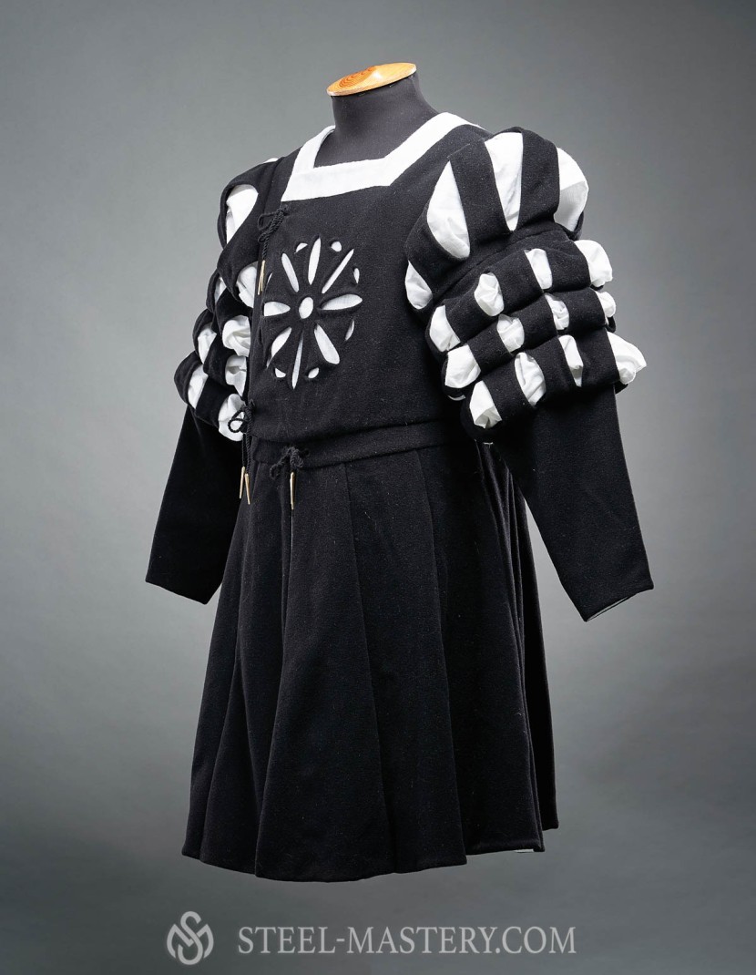 LANDSKNECHT COAT, XVI CENTURY photo made by Steel-mastery.com