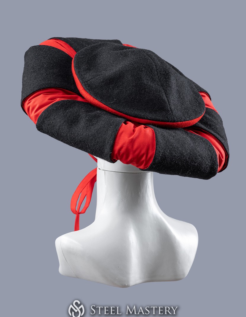 Landsknecht hat with padded brim with cuts  photo made by Steel-mastery.com