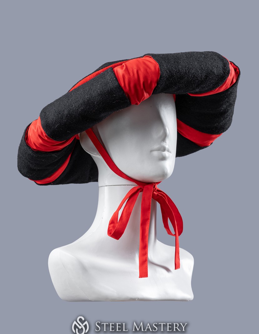 Landsknecht hat with padded brim with cuts  photo made by Steel-mastery.com