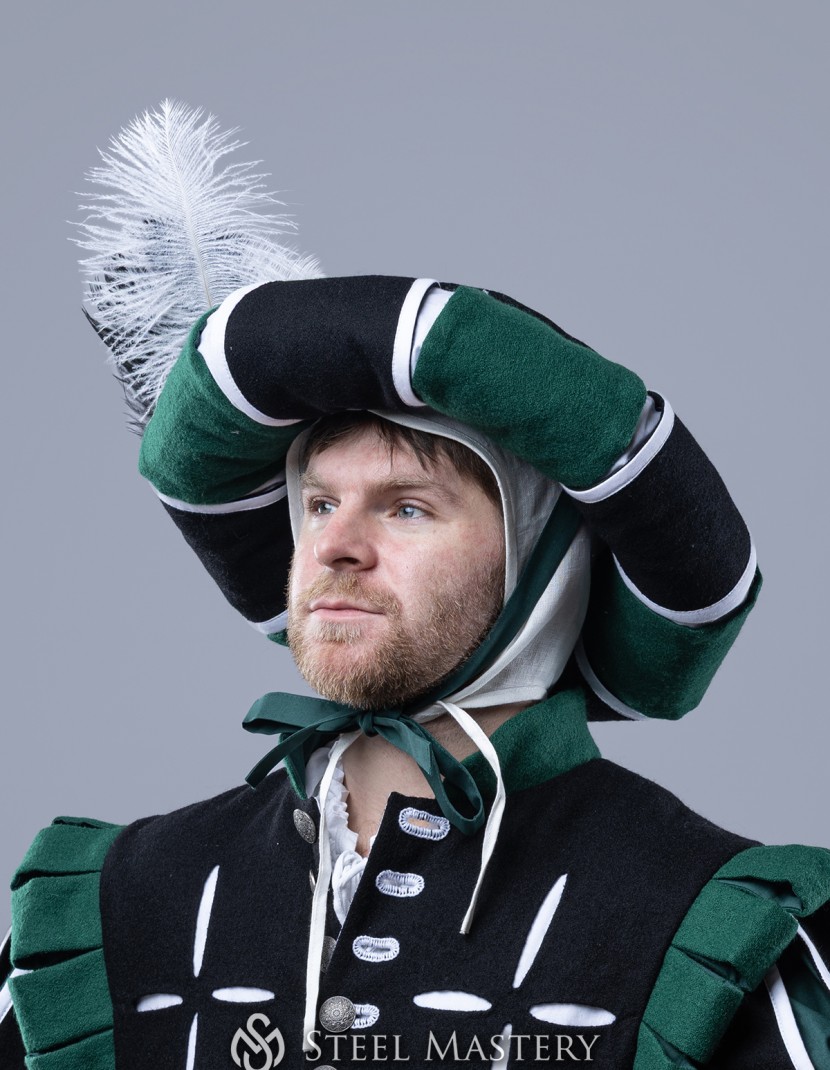 Landsknecht Nobleman Hat photo made by Steel-mastery.com