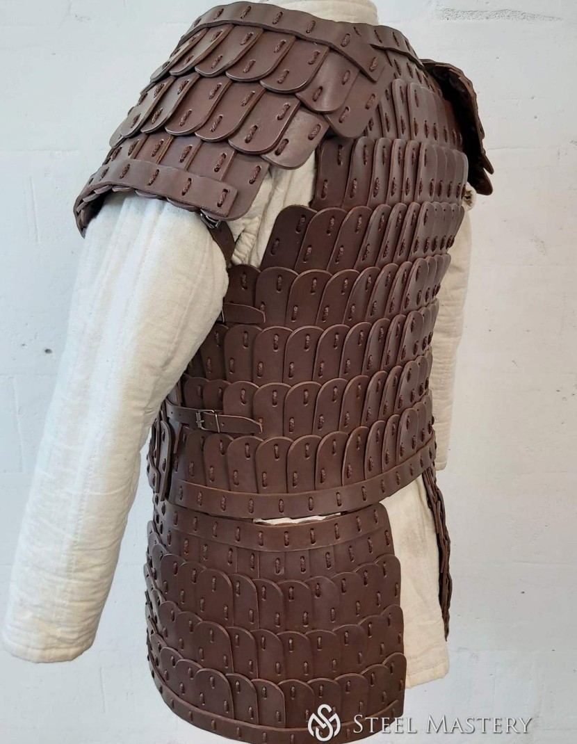 Leather lamellar armor photo made by Steel-mastery.com