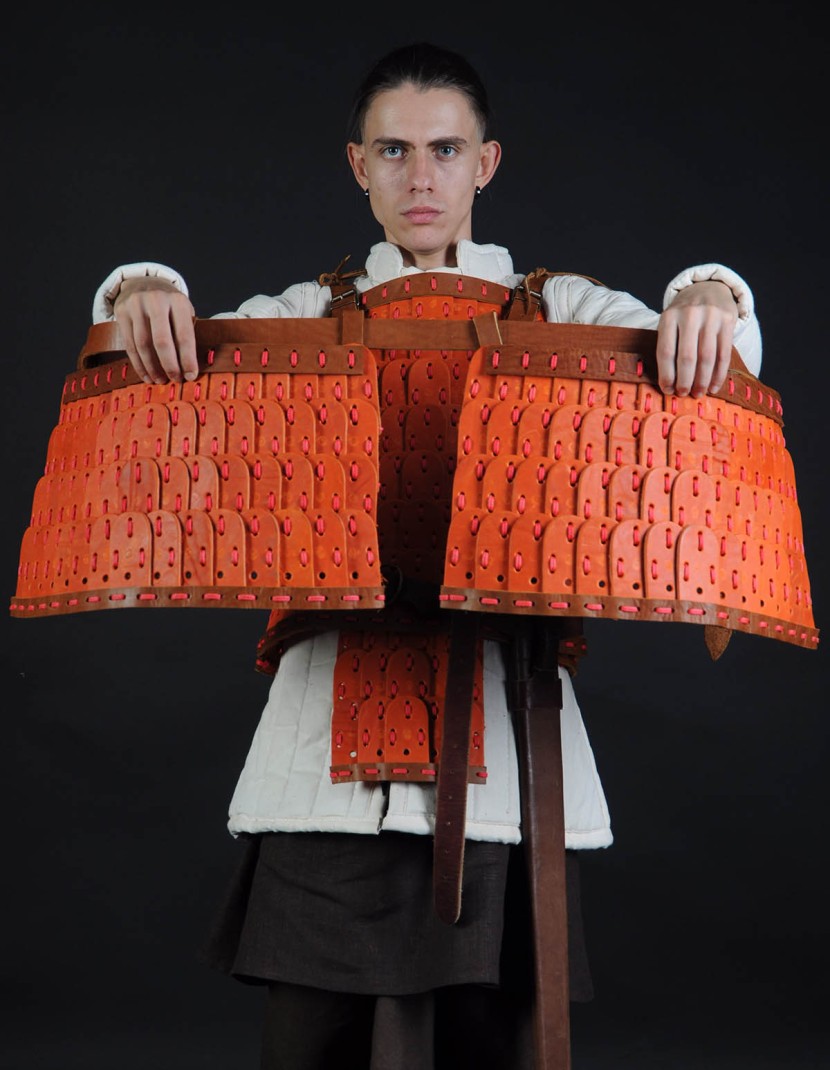 Leather lamellar armor photo made by Steel-mastery.com