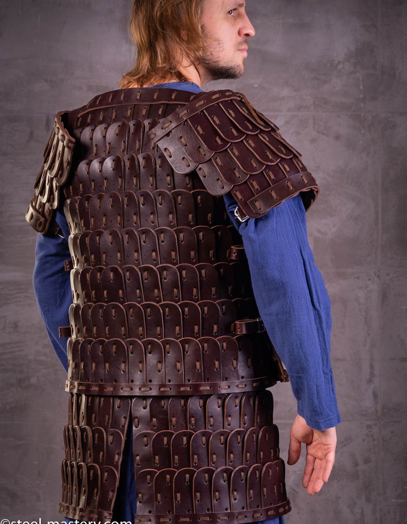 Leather lamellar armor photo made by Steel-mastery.com