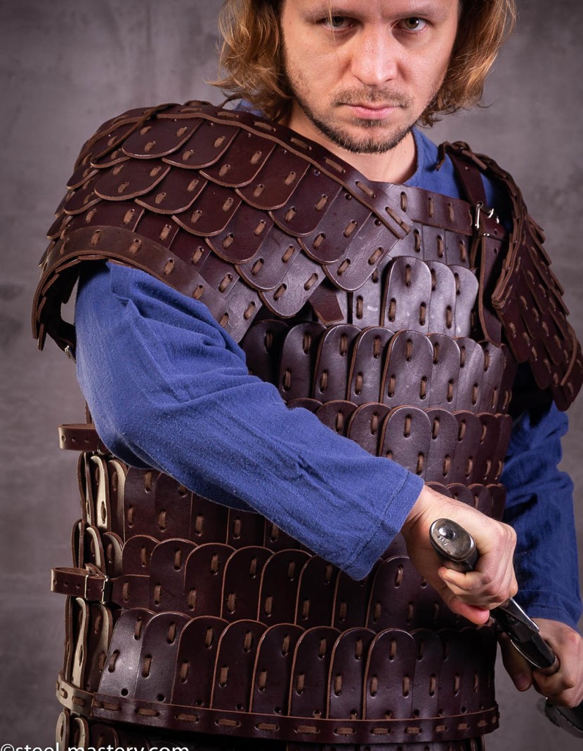 Leather lamellar armor photo made by Steel-mastery.com